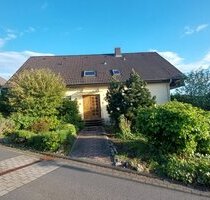 Oberaula, EFH - 320.000,00&nbsp;EUR Kaufpreis, ca.&nbsp; 180,00&nbsp;m&sup2;&nbsp;Wohnfl&auml;che in Oberaula (PLZ: 36280)