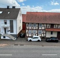 Ronshausen, EFH + Nebengeb. - 395.000,00 EUR Kaufpreis, ca.  160,00 m² Wohnfläche in Ronshausen (PLZ: 36217)