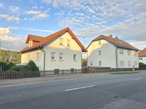 Foto - Philippsthal, 2 Häuser - 320.000,00&nbsp;EUR Kaufpreis, ca.&nbsp; 360,00&nbsp;m&sup2;&nbsp;Wohnfl&auml;che