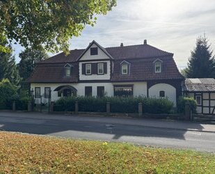 Philippsthal, 2 Familienhaus - 260.000,00&nbsp;EUR Kaufpreis, ca.&nbsp; 214,00&nbsp;m&sup2;&nbsp;Wohnfl&auml;che in Philippsthal (Werra) (PLZ: 36269)