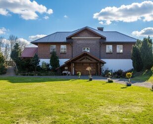 Nentershausen, Landhaus - 770.000,00&nbsp;EUR Kaufpreis, ca.&nbsp; 250,00&nbsp;m&sup2;&nbsp;Wohnfl&auml;che in Nentershausen (PLZ: 36214) Dens