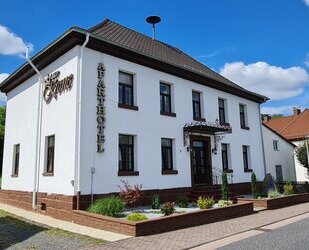 Heringen, Hotel - 280.000,00&nbsp;EUR Kaufpreis, ca.&nbsp; 250,00&nbsp;m&sup2; in Heringen (PLZ: 36266) Widdershausen
