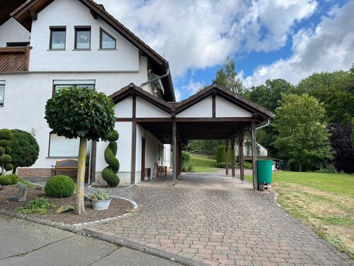 Foto - 9 Zimmer Mehrfamilienhaus, Wohnhaus in Oberaula