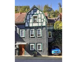 Ruhla, EFH - 84.500,00&nbsp;EUR Kaufpreis, ca.&nbsp; 115,00&nbsp;m&sup2;&nbsp;Wohnfl&auml;che in Ruhla (PLZ: 99842)