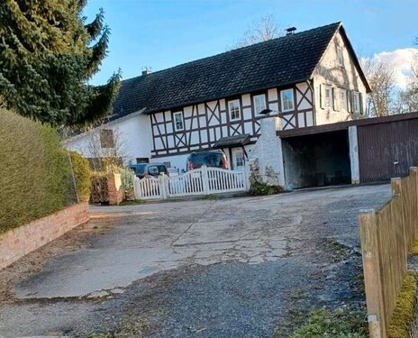 Foto - Seßlach, Wohnhaus + ELW - 390.000,00 EUR Kaufpreis, ca.  250,00 m² Wohnfläche