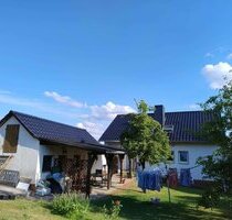 Neuhaus a. Rennweg, EFH + ELW - 250.000,00&nbsp;EUR Kaufpreis, ca.&nbsp; 175,00&nbsp;m&sup2;&nbsp;Wohnfl&auml;che in Neuhaus a. Rennweg (PLZ: 98724)