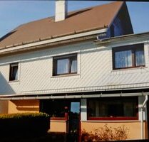 Neuhaus a. Rennweg, EFH + ELW - 250.000,00&nbsp;EUR Kaufpreis, ca.&nbsp; 175,00&nbsp;m&sup2;&nbsp;Wohnfl&auml;che in Neuhaus a. Rennweg (PLZ: 98724)