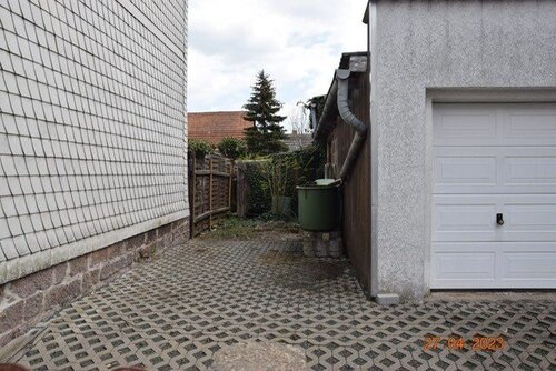 Foto - 8 Zimmer Zweifamilienhaus in Geratal