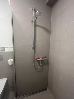 B699830210 - 