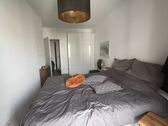 B699830215 - 