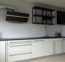 Hochwertig sanierte, sehr geräumige 2,5-Zimmer EG Wohnung mit EBK in Antweiler - Mechernich