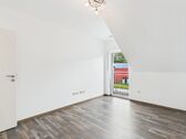 Kinderzimmer/Büro - 