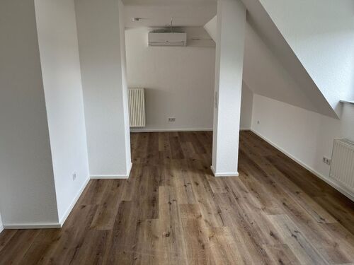 Wohnzimmer / Esszimmer - 