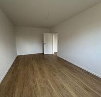*Neu renovierte 3-Raum-Wohnung mit Balkon in Marienfeld* - Harsewinkel
