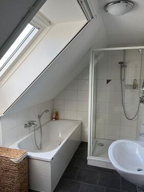 Badezimmer hinten - 