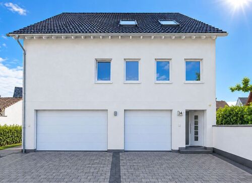 Haus von vorne - 6.5 Zimmer Einfamilienhaus in St. Leon-Rot