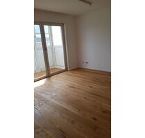 2-Zimmer-Wohnung (mit Wintergarten und Tiefgaragenstellplatz) - Nürnberg