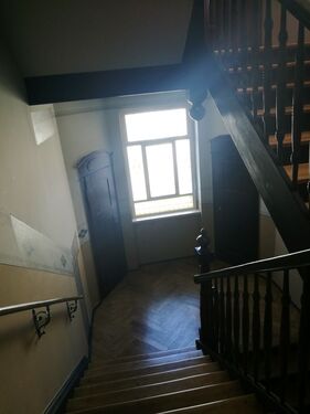 GS 316 Abstellkammern auf halber Etage - 