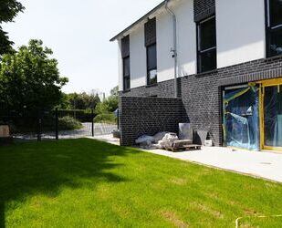 Provisionsfrei* Neubau Einfamilienhaus mit PV 10,4 KW integrierter Garage Energiebedarf 22,4 kWhm2a - Duisburg