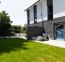 Provisionsfrei* Neubau Einfamilienhaus mit PV 10,4 KW integrierter Garage Energiebedarf 22,4 kWhm2a - Duisburg
