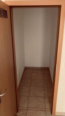 Abstellkammer - 