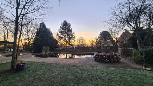 Sonnenaufgang am Schwimmteich - Resthof mit 370,00 m² in Rees zum Kaufen