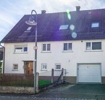 Provisionsfrei* Zweifamilienhaus mit Garten & Garage - bezugsfrei und mit viel Potenzial zur individuellen Gestaltung - Göppungen