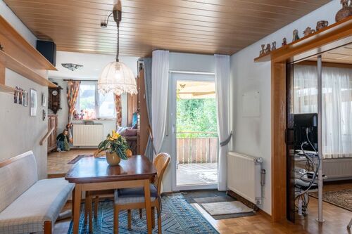 2 Ess-Wohnzimmer 1OG - 7 Zimmer Zweifamilienhaus zum Kaufen in Göppungen