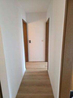 Flur Bild1 - Etagenwohnung mit 75,00 m&sup2; in Duisburg zur Miete