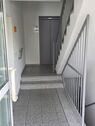 Hauseingang - 2.5 Zimmer Etagenwohnung zur Miete in Duisburg