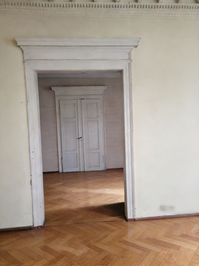 Wohnzimmer nach Sanierung - 