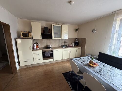 A239CD72-88DC-4F4F-B3F9-16BB0C534EC1 - 