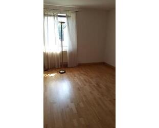 Helle 2,5 Zimmer Wohnung - 650,00&nbsp;EUR Kaltmiete, ca.&nbsp; 51,00&nbsp;m&sup2;&nbsp;Wohnfl&auml;che in Königswinter (PLZ: 53639)
