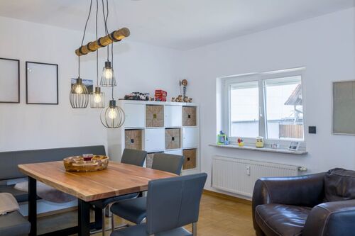 001 EZ 1OG - 7 Zimmer Zweifamilienhaus zum Kaufen in Göppingen
