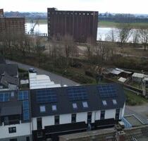 Provisionsfrei* Das letzte EinfamilienhausMittelhaus mit PV+Speicher 10,4 KW+Garage 140m zum Rheinufer Energiebedarf 22,4 kWhm2a - Duisburg