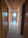 Flur - Dachgeschoßwohnung mit 60,00 m&sup2; in Florstadt zur Miete