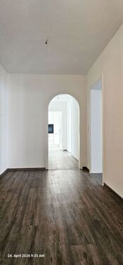 1 Flur - Erstbezug nach Komplettsanierung! Schöne große 3-Zi-WE im Zentrum von Tettnang