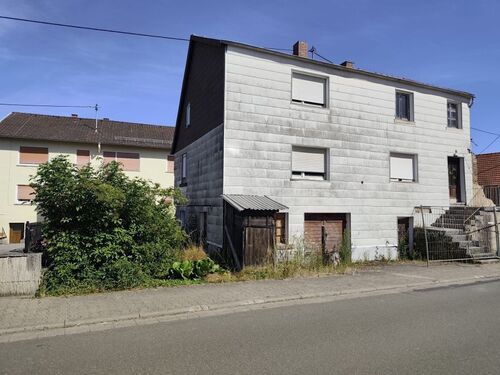 2a98896a-0b94-46a6-823d-5a4ae1844727 - Provisionsfrei* Sanierungsbedürftiges Einfamilienhaus mit 630 m² Grundstück