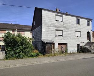 Provisionsfrei* Sanierungsbedürftiges Einfamilienhaus mit 630 m² Grundstück - Niedernkirchen-Morbach