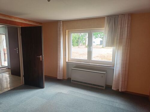 Zimmer 2 UG - 