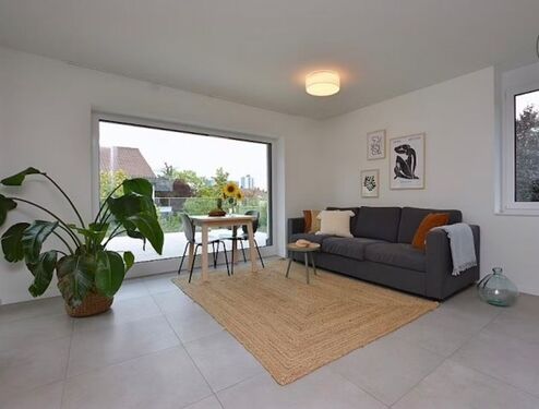 S3778h55202 - Möbliertes 2-Zimmer-Wohnung mit Terrasse im beliebten Märchenviertel