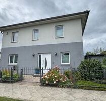 Provisionsfrei* Freistehendes Einfamilienhaus in familienfreundlicher Lage - ruhig gelegen mit guter Verkehrsanbindung - Berlin
