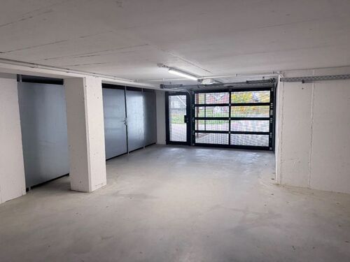 Zufahrt zur Tiefgarage - 