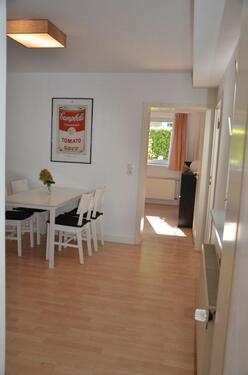 DSC_7369 - Ruhige, modern möblierte 2,5 Zi-Whg. in Top-Zweifamilienhaus