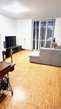 Wohnzimmer - 3 Zimmer Etagenwohnung zur Miete in Freilassing