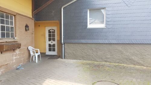 Eingangsbereich außen - 5 Zimmer Einfamilienhaus zum Kaufen in Ranstadt