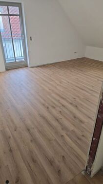 Wohnzimmer - Dachgeschoßwohnung mit 61,27 m&sup2; in Hohen Neuendorf zur Miete