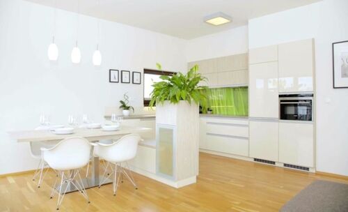 tre - Helle 2 zimmer Wohnung mit Balkon