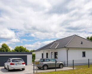 Provisionsfrei* Freistehendes Einfamilienhaus mit Doppelgarage (Bungalow Bj. 2012) in Bad Bevensen