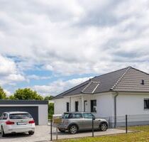 Provisionsfrei* Freistehendes Einfamilienhaus mit Doppelgarage (Bungalow Bj. 2012) in Bad Bevensen